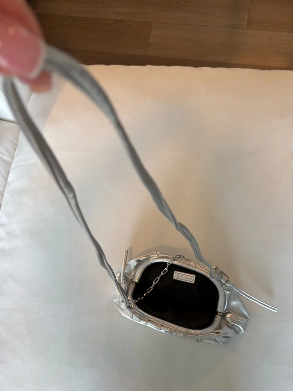 Express Silver Metallic Chain-Handle Women's Clutch Bag